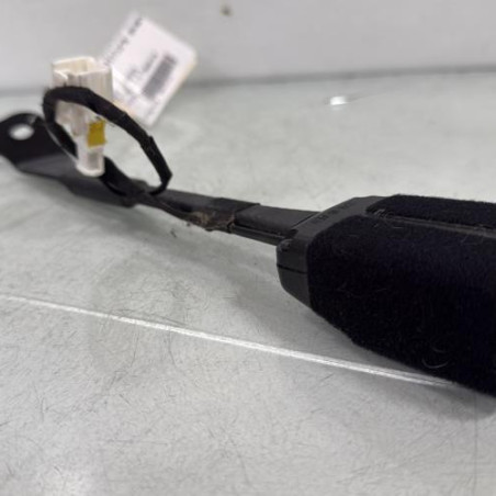 Attache ceinture avant gauche PEUGEOT 308 2