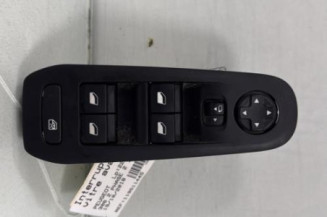 Interrupteur de leve vitre avant gauche PEUGEOT 308 2