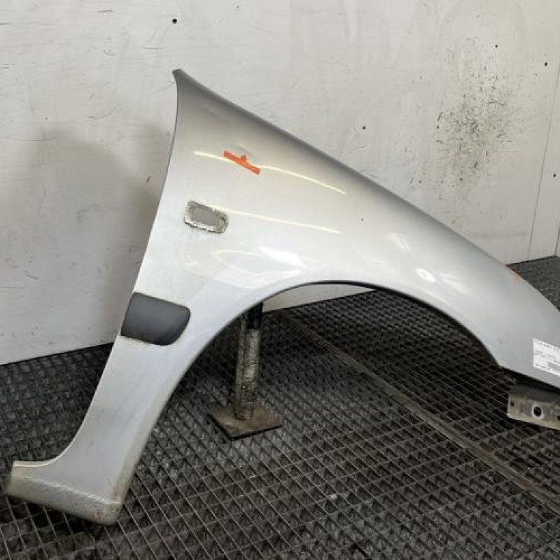 Aile avant droit PEUGEOT 106 Photo n°5