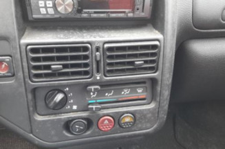 Aile avant droit PEUGEOT 106