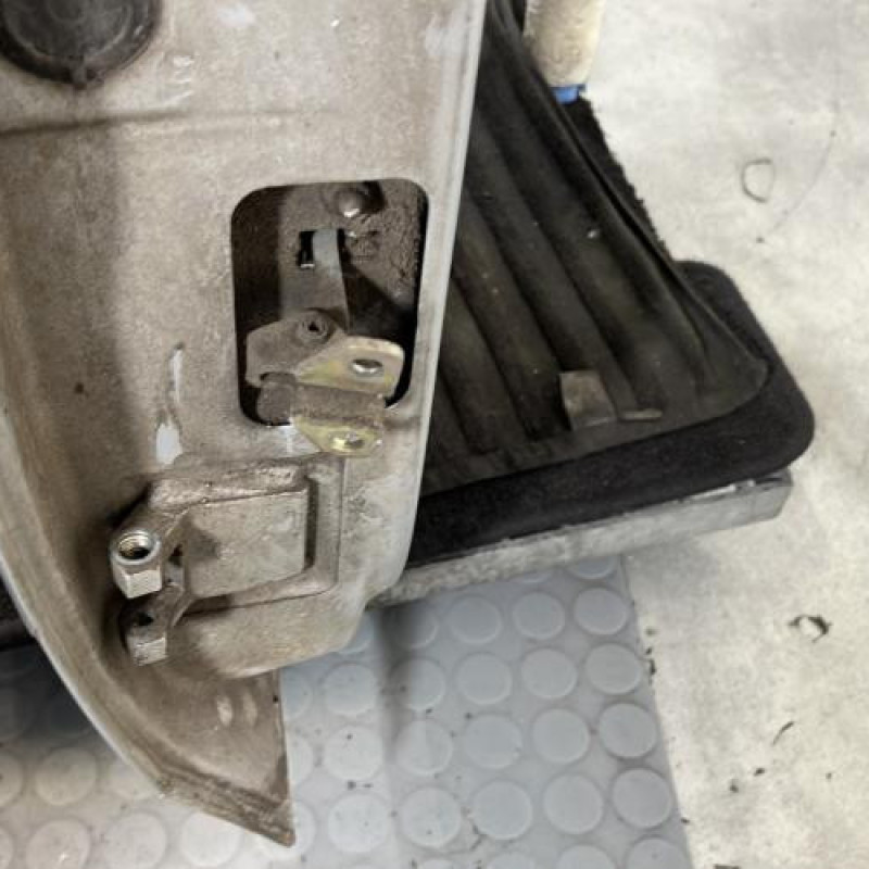 Porte arriere droit PEUGEOT 106 Photo n°4