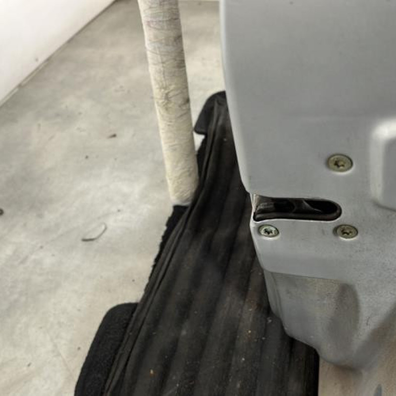 Porte avant droit PEUGEOT 106 Photo n°3