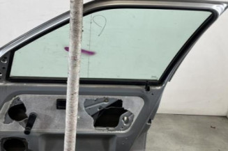 Porte avant droit PEUGEOT 106