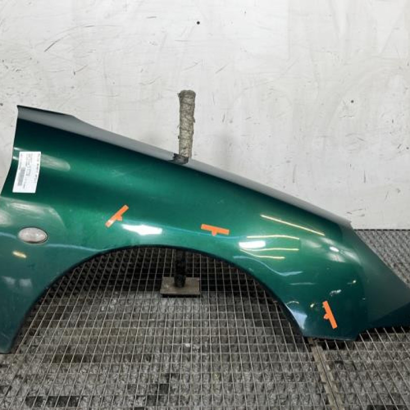 Aile avant droit PEUGEOT 206 Photo n°1