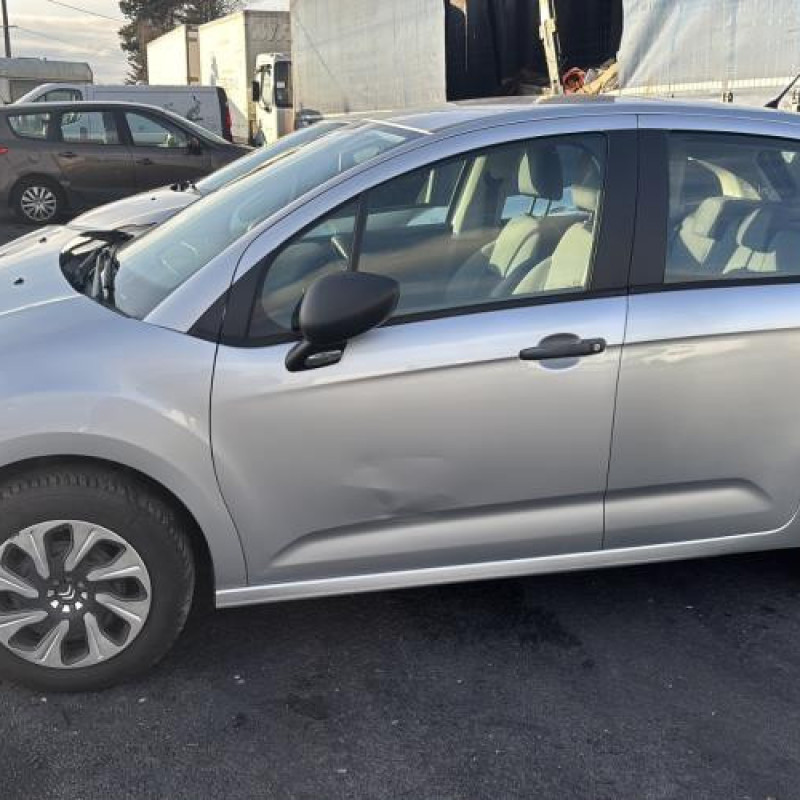 Malle/Hayon arriere CITROEN C3 2 Photo n°18