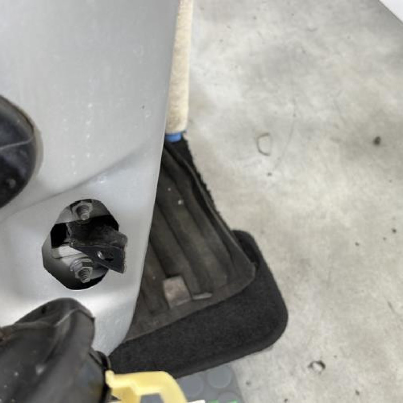 Porte avant droit CITROEN C3 2 Photo n°6