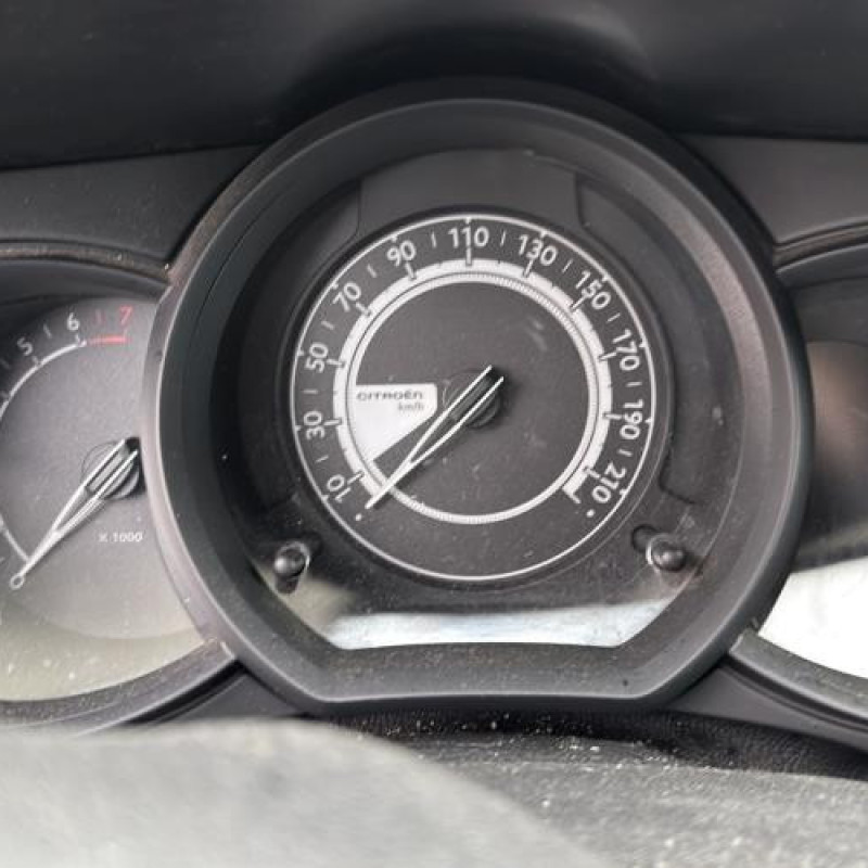 Porte avant droit CITROEN C3 2 Photo n°17