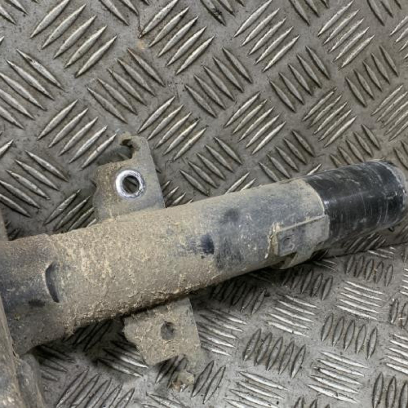 Amortisseur avant droit RENAULT MEGANE 4 Photo n°3