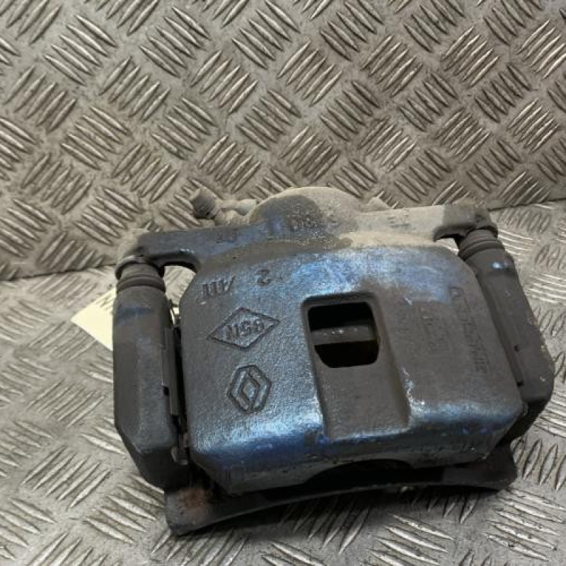 Etrier avant droit (freinage) RENAULT MEGANE 4 Photo n°1