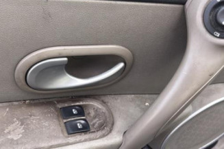 Porte avant gauche RENAULT CLIO 3