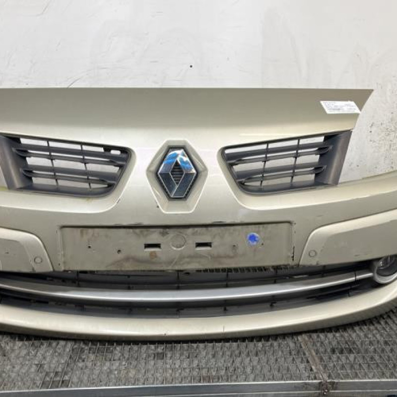 Pare choc avant RENAULT GRAND SCENIC 2 Photo n°1