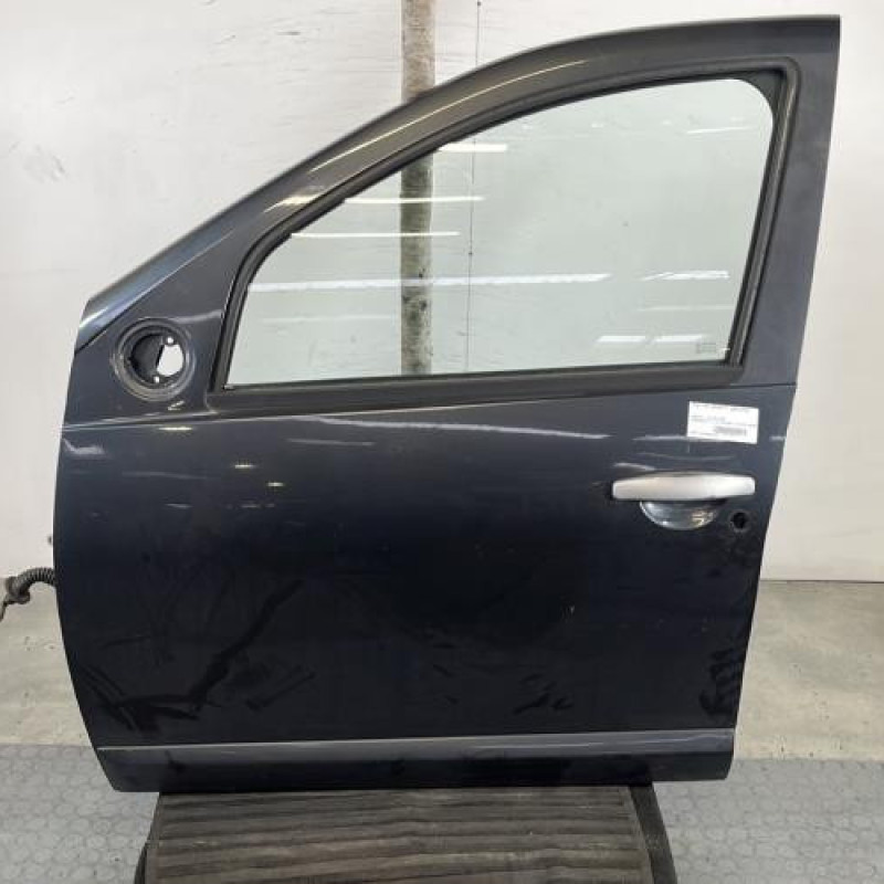 Porte avant gauche DACIA SANDERO 1 Photo n°1