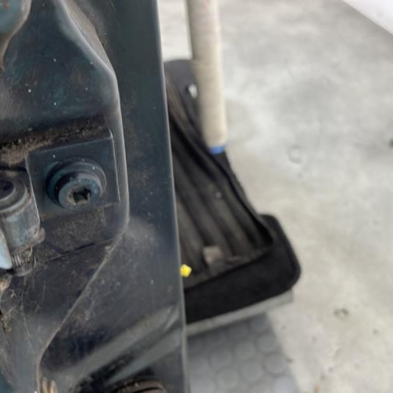 Porte avant droit VOLKSWAGEN GOLF 3 Photo n°4