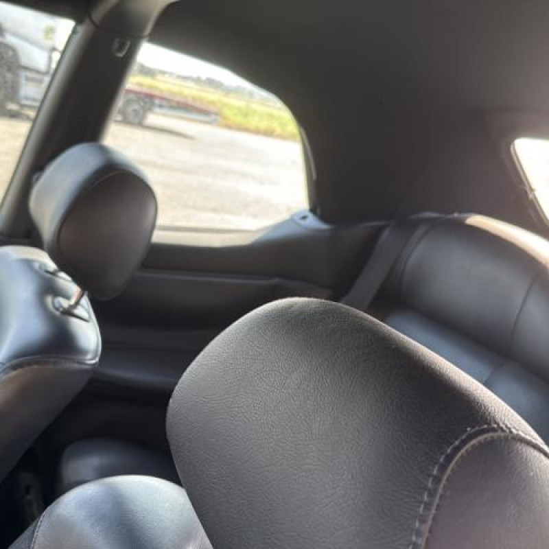 Porte avant droit VOLKSWAGEN GOLF 3 Photo n°20