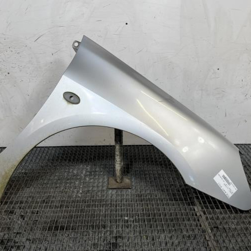 Aile avant droit PEUGEOT 307 Photo n°1