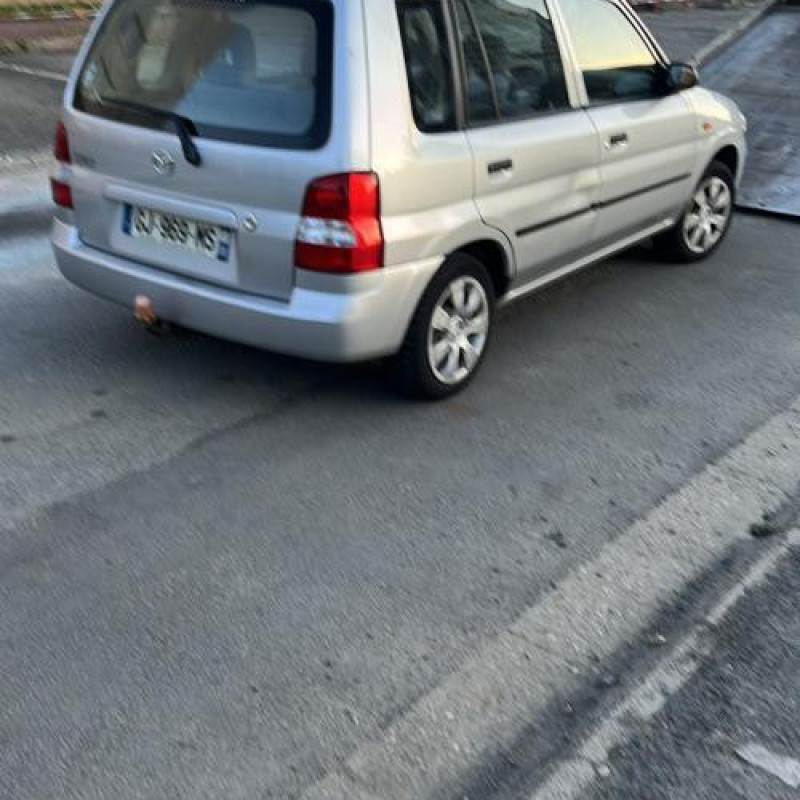 Aile avant droit MAZDA DEMIO Photo n°7