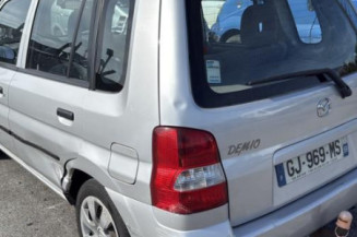 Aile avant droit MAZDA DEMIO
