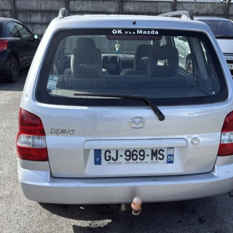 Aile avant droit MAZDA DEMIO Photo n°20