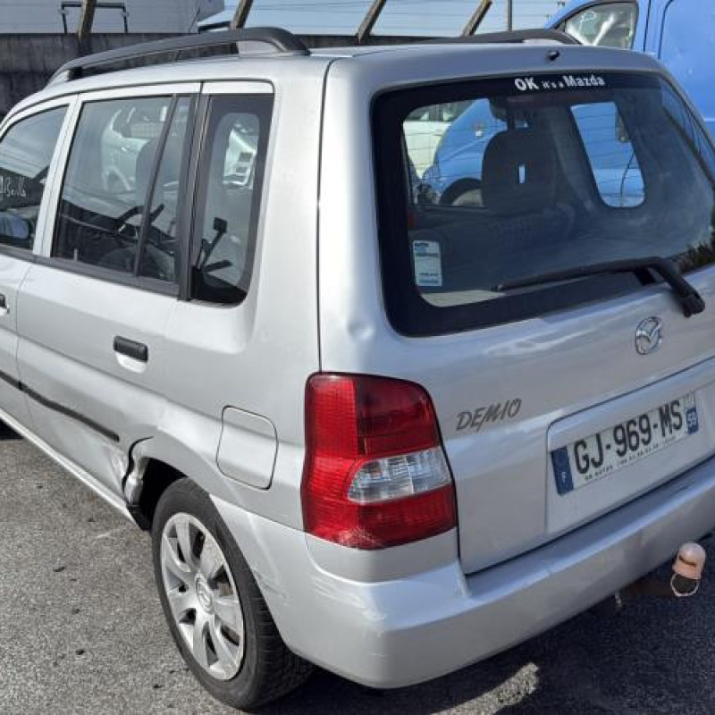 Aile avant gauche MAZDA DEMIO Photo n°19