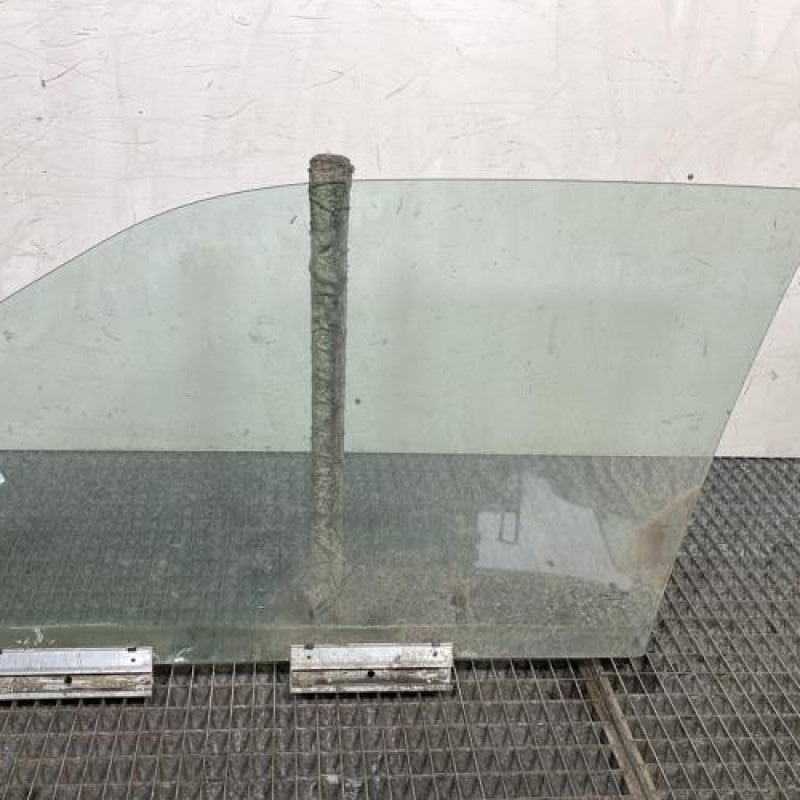 Vitre avant droit BMW SERIE 3 E36 Photo n°4