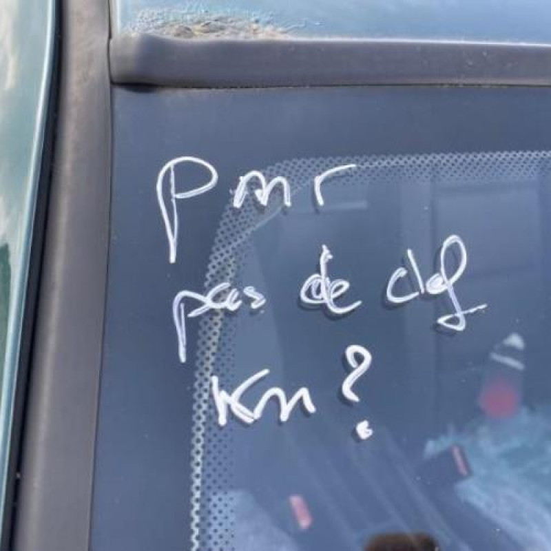 Vitre avant droit BMW SERIE 3 E36 Photo n°14