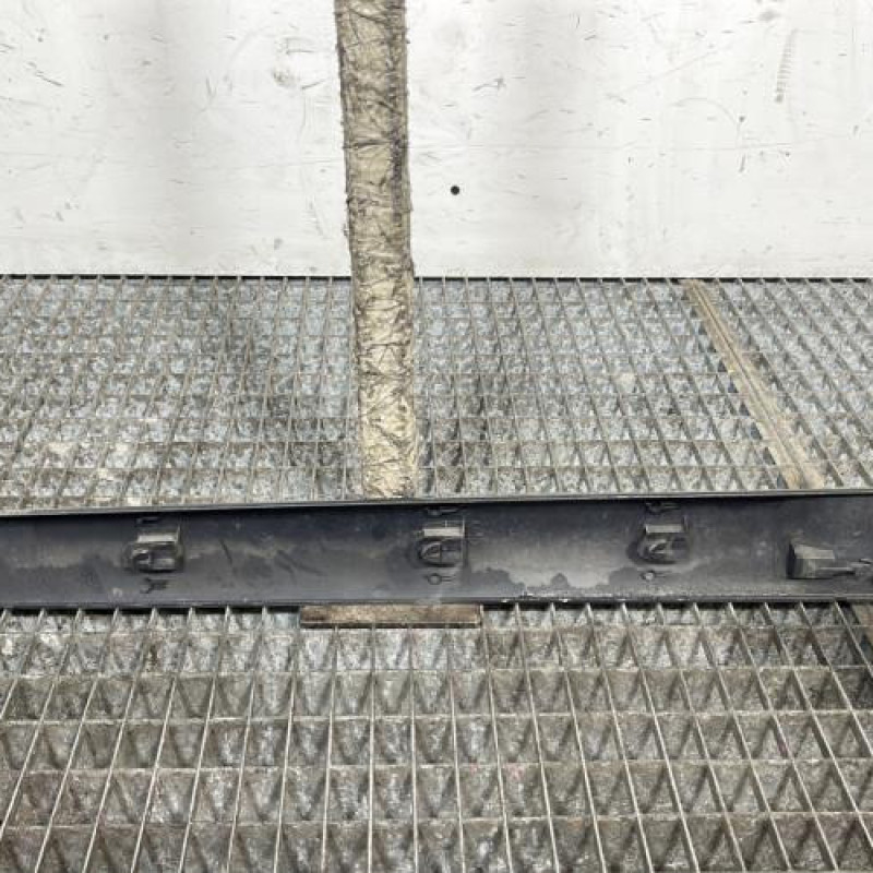 Baguette de porte arriere gauche  RENAULT CLIO 2 Photo n°4