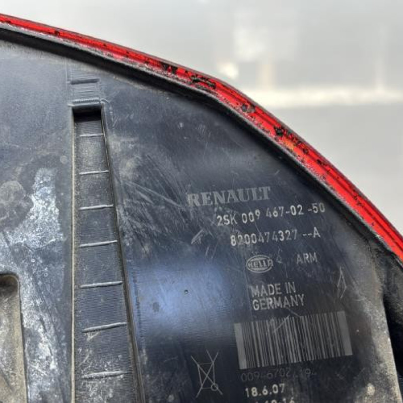 Feu arriere principal droit (feux) RENAULT SCENIC 2 Photo n°7