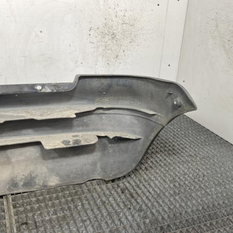 Pare choc arriere RENAULT TWINGO 1 Photo n°4