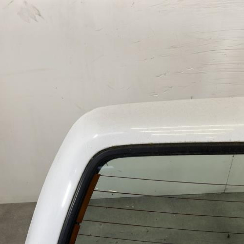 Malle/Hayon arriere RENAULT TWINGO 1 Photo n°4