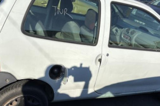 Pare choc arriere RENAULT TWINGO 1