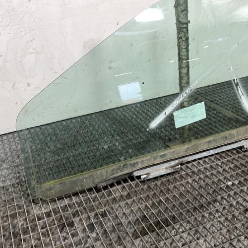 Vitre avant gauche RENAULT TWINGO 1 Photo n°2