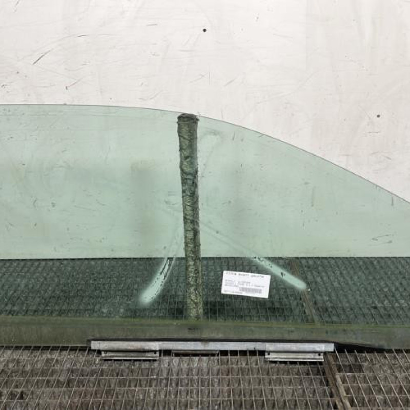 Vitre avant gauche RENAULT TWINGO 1 Photo n°4