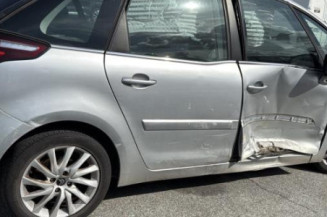 Pare choc arriere CITROEN C4 PICASSO 1
