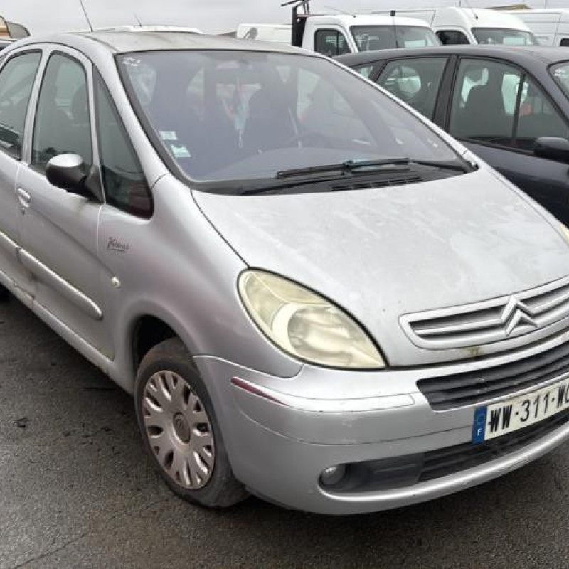 Pare choc avant CITROEN XSARA PICASSO Photo n°8
