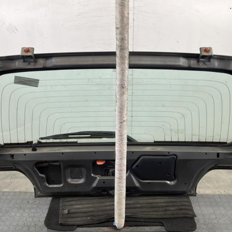 Malle/Hayon arriere RENAULT CLIO 1 Photo n°6