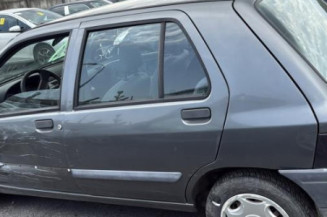 Malle/Hayon arriere RENAULT CLIO 1