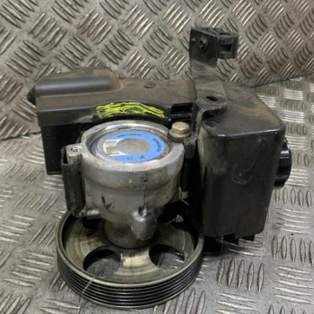 Pompe de direction PEUGEOT 206 Photo n°1