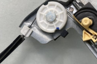 Leve vitre electrique avant droit PEUGEOT 207