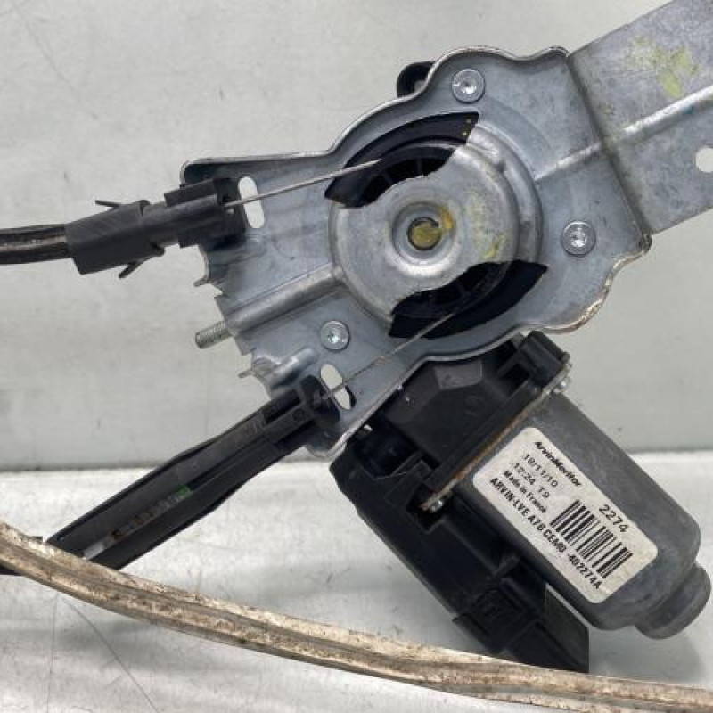Leve vitre electrique avant droit PEUGEOT 207 Photo n°6