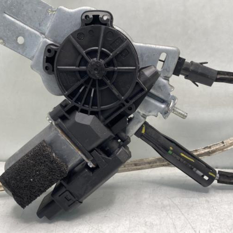 Leve vitre electrique avant droit PEUGEOT 207 Photo n°9