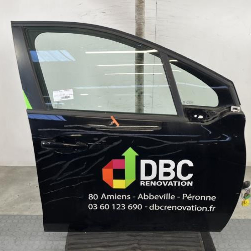 Porte avant droit PEUGEOT 208 1 Photo n°1