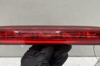 Feu arriere stop central PEUGEOT 208 1 Photo n°1