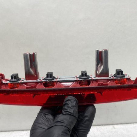 Feu arriere stop central PEUGEOT 208 1