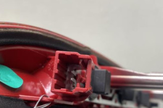 Feu arriere stop central PEUGEOT 208 1