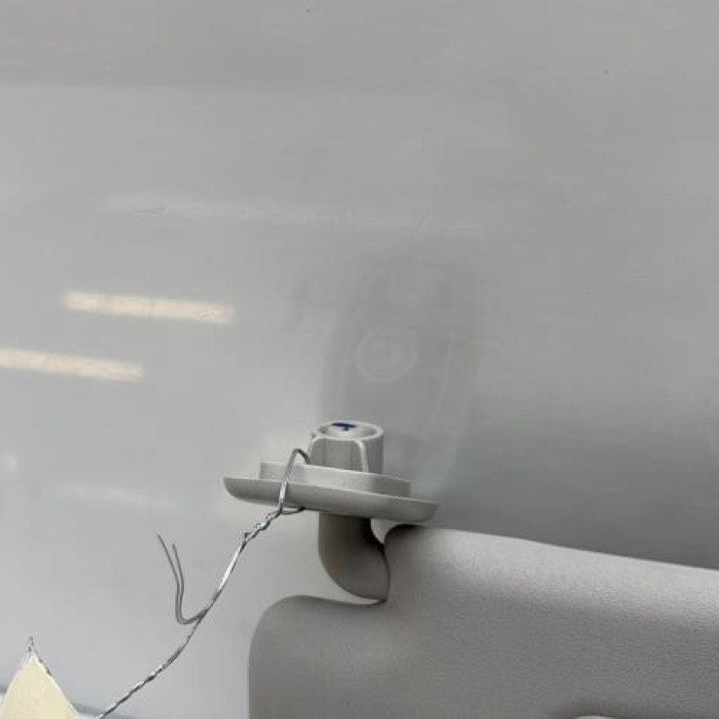 Pare soleil gauche PEUGEOT 107 Photo n°4