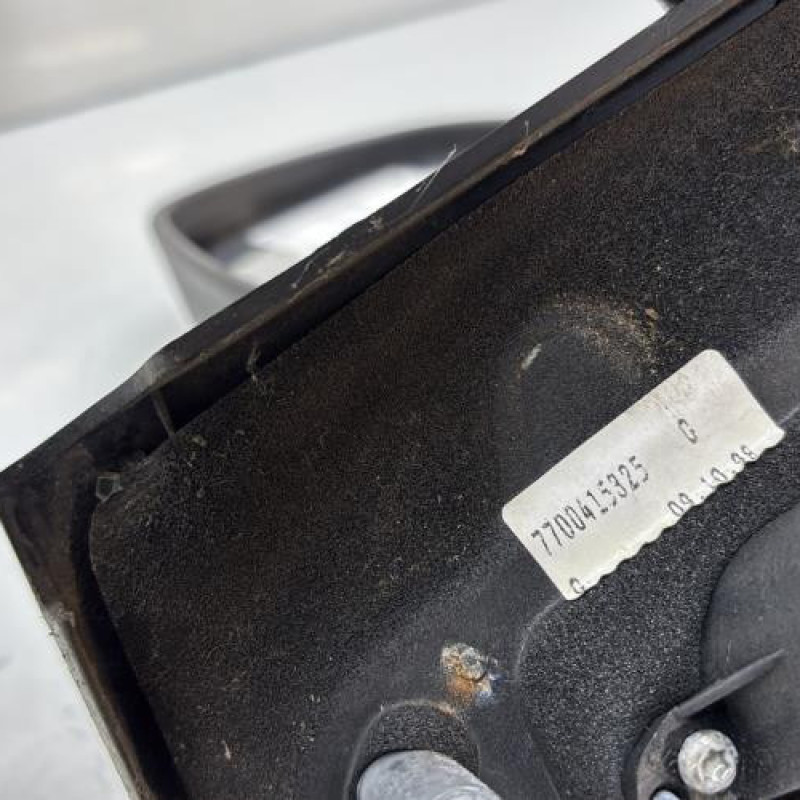 Retroviseur gauche RENAULT CLIO 2 Photo n°4