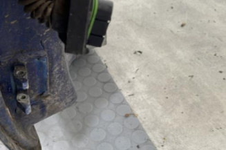 Porte avant droit RENAULT MEGANE 1