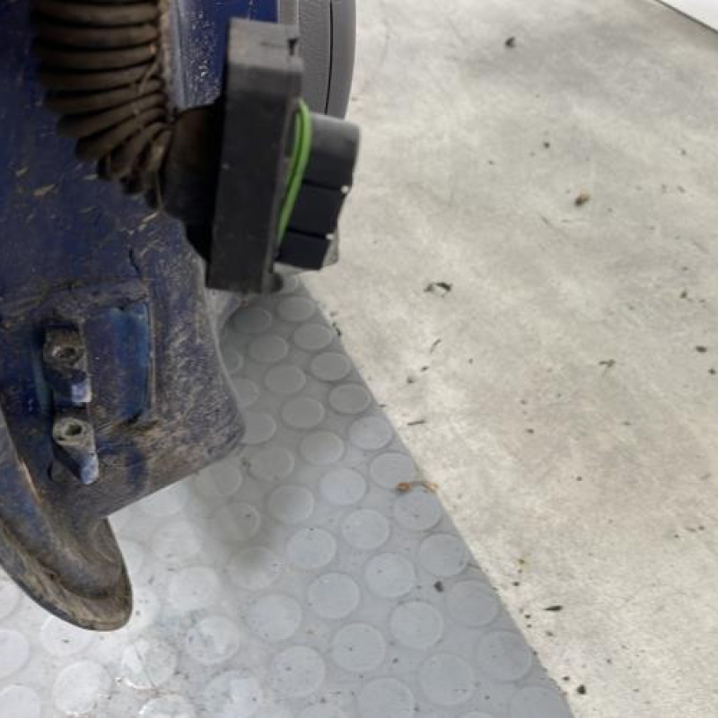 Porte avant droit RENAULT MEGANE 1 Photo n°5