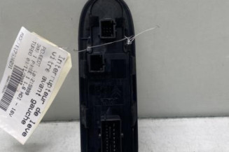 Interrupteur de leve vitre avant gauche PEUGEOT 308 1