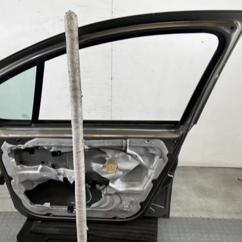 Porte avant droit RENAULT MODUS Photo n°7